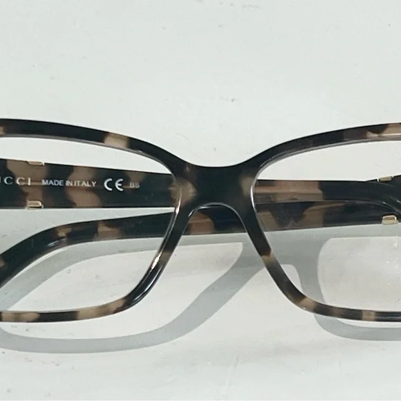 Gucci Tortoise Women's Eyeglasses / Frames - Picture 2 of 6